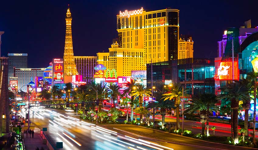 Las-Vegas-At-Night