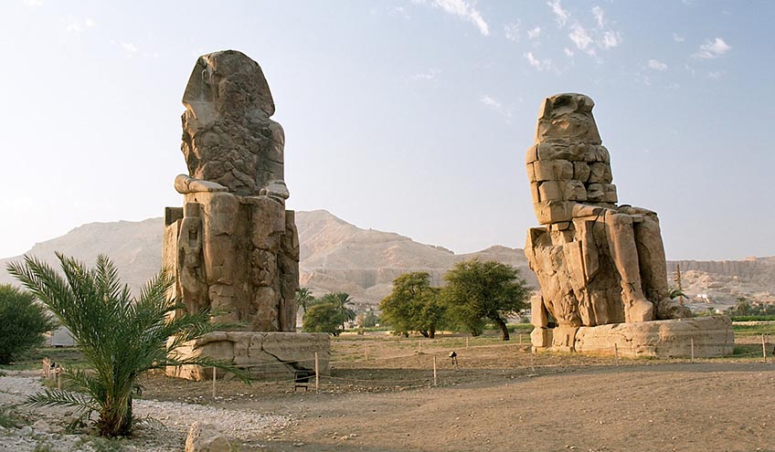 colossi_of_memnon