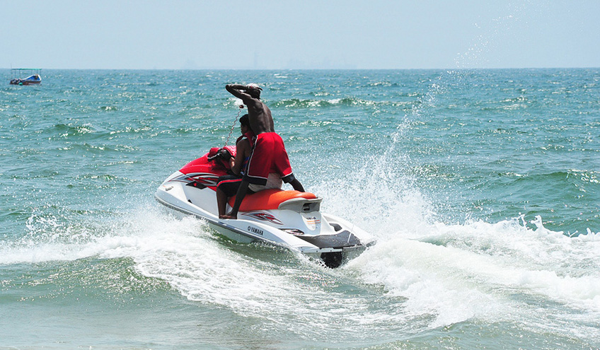 speed_boat